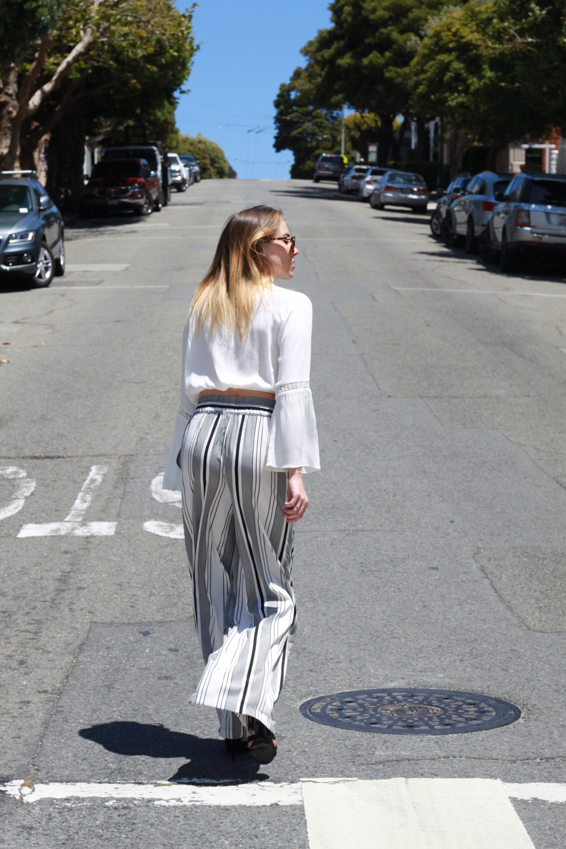 OUTFIT Silk Pants and cropped longsleeve San Francisco (15)